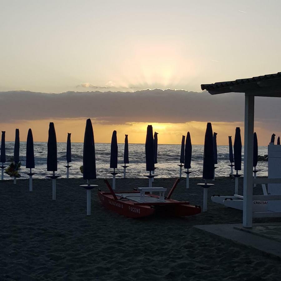 B&B Fiumicino Airport Resort Exterior foto